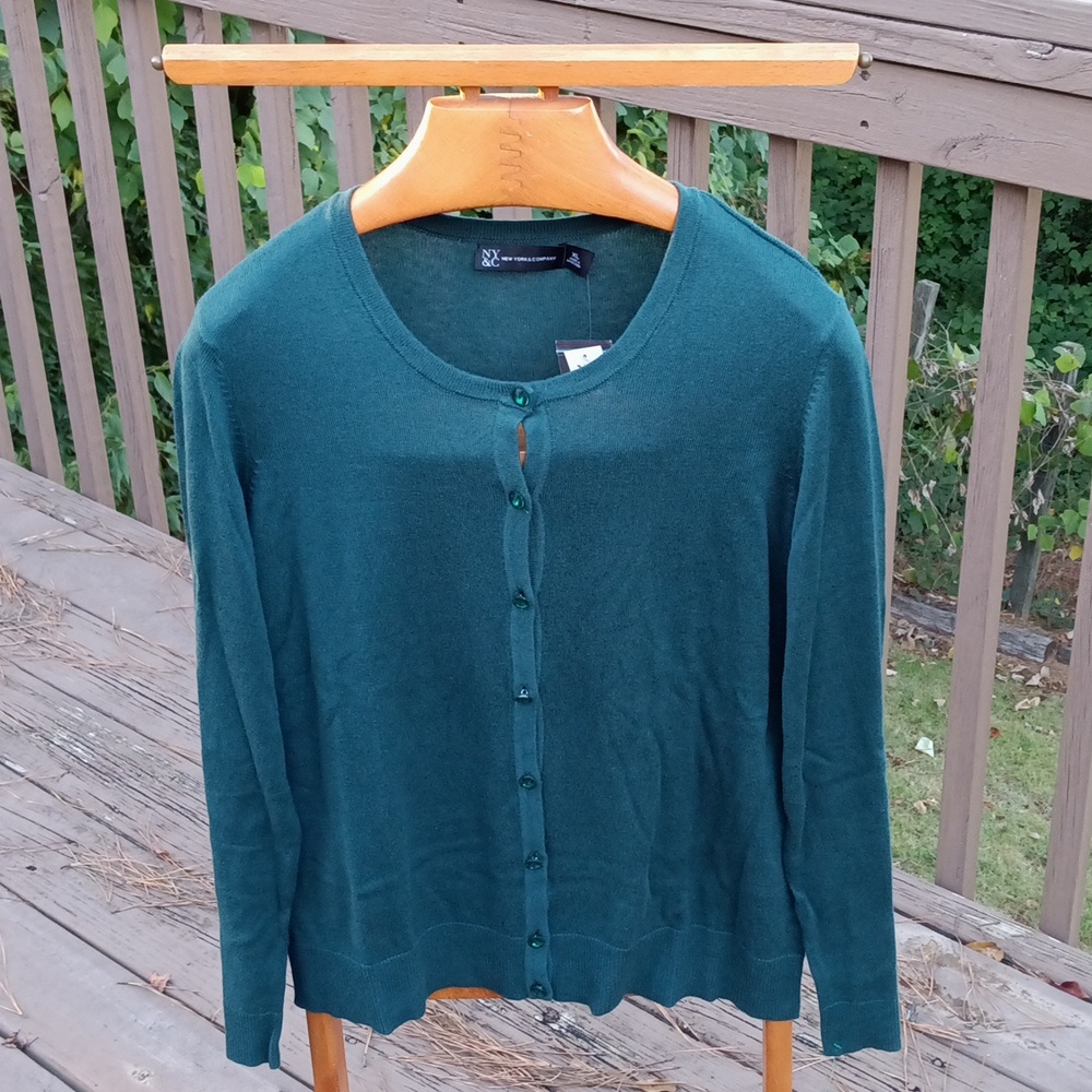 NY & C Jeweled-Button Chelsea Crewneck Cardigan Size: XL NEW WITH TAGS